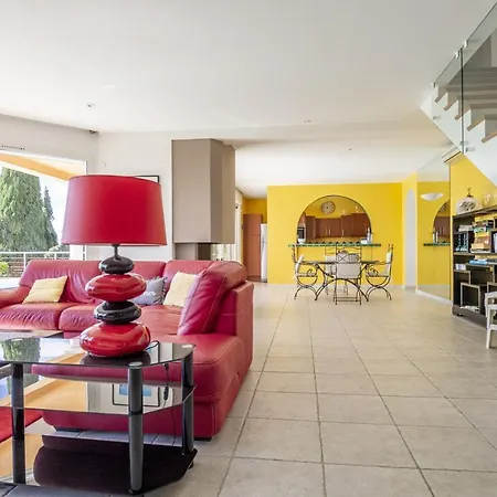 Villa Lili Rose *